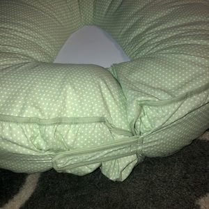 leach company boppy pillow